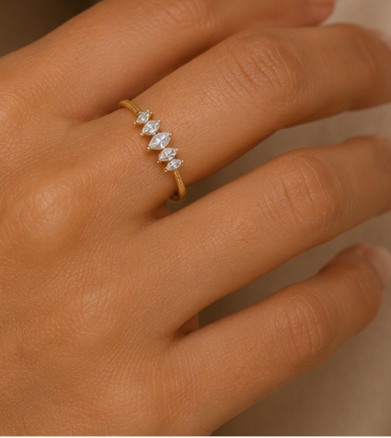 Bague Ajustable Marquise Plaquée Or 18K & Zircons
