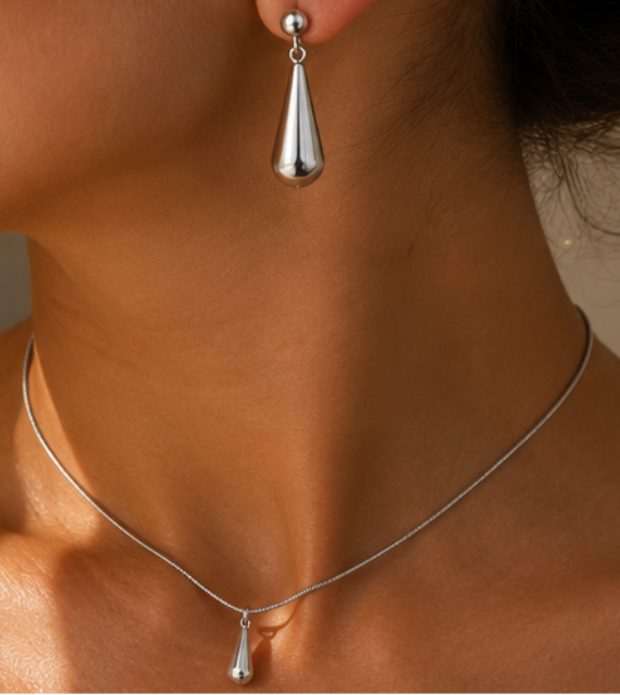 Parure Goutte d’Eau Argentée Femme | Collier & Boucles d’Oreilles Élégantes