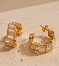 Boucles d’Oreilles Dorées à Zircons – Plaqué Or 18K | Chic & Intemporel