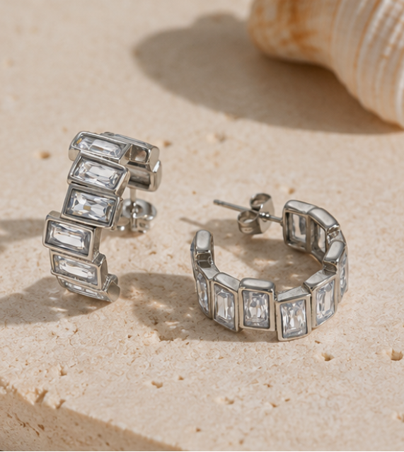Boucles d’Oreilles Argentées à Zircons – Acier Inoxydable 304
